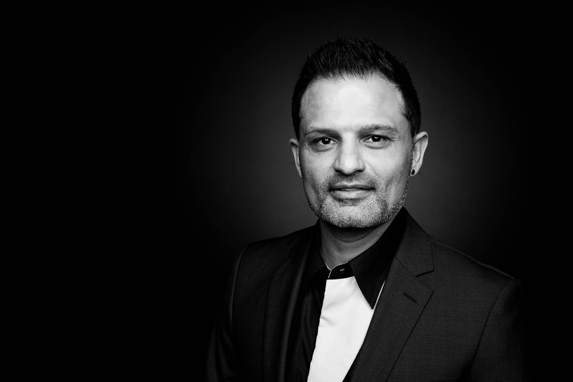 Export x3 Headshot  06112 Dez 01 2019 Headshot  Miro Nicole Nadine